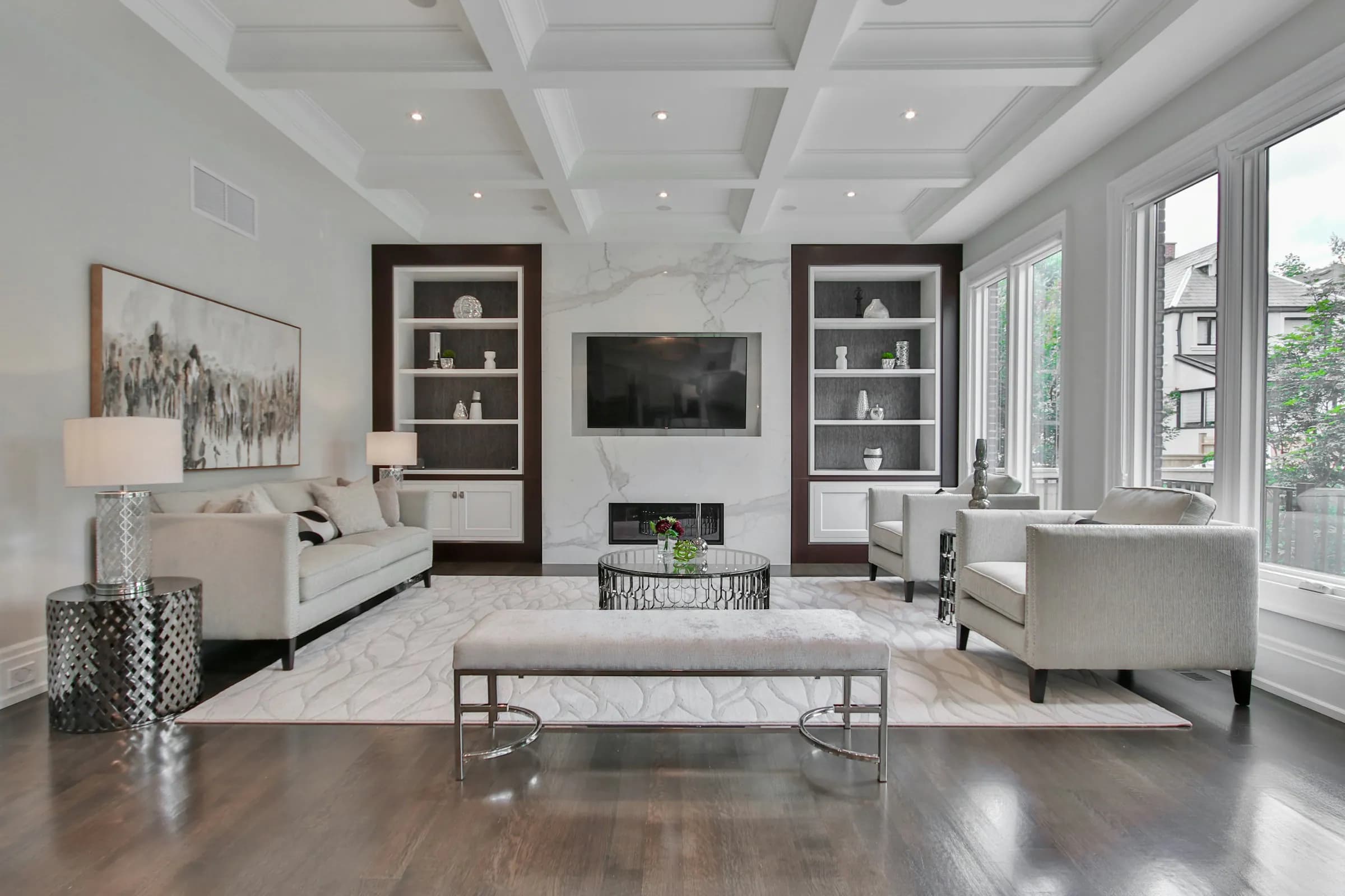 Marina-front villa with private pool — 4