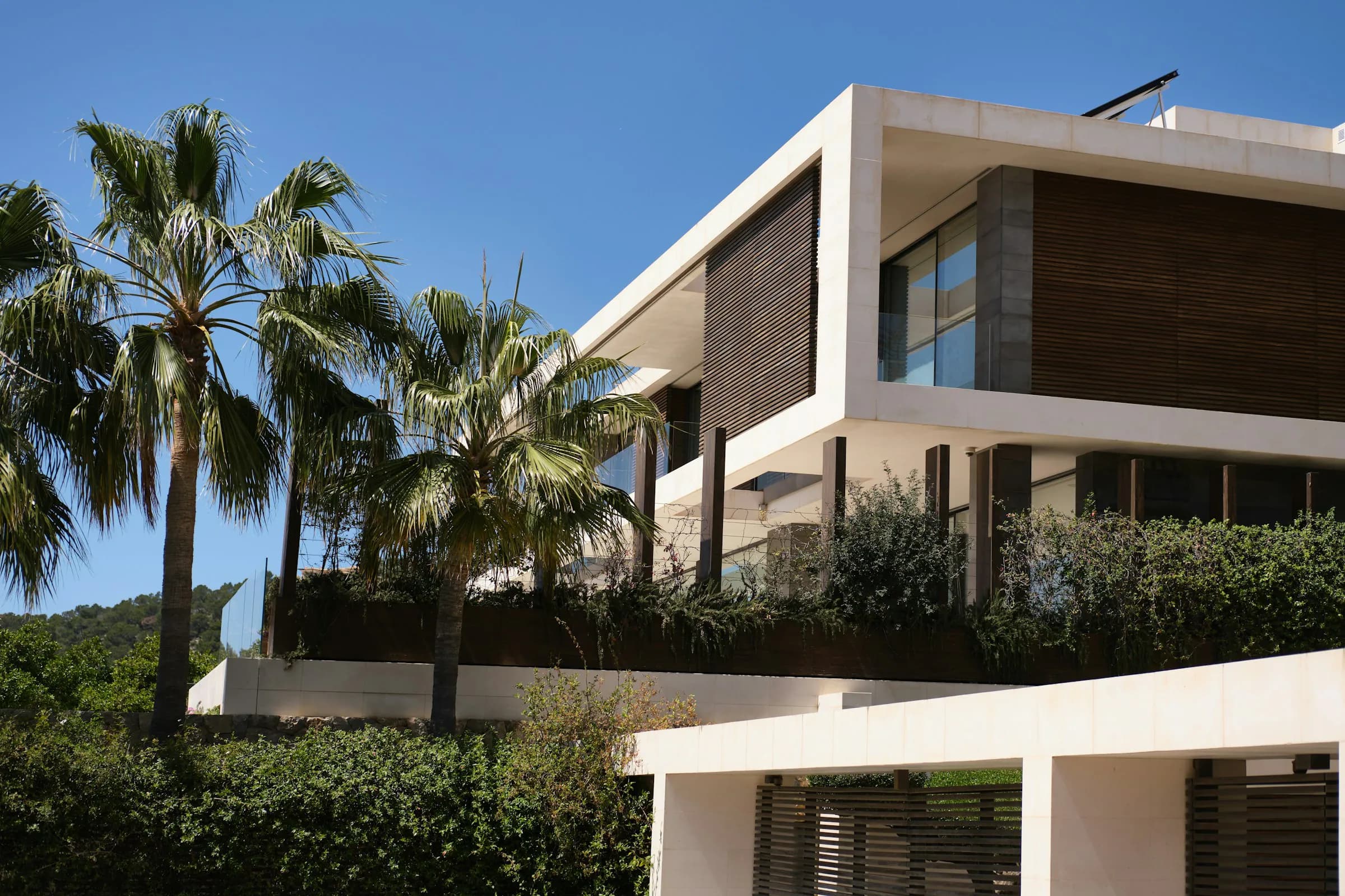 Contemporary townhouse in Muscat Hills